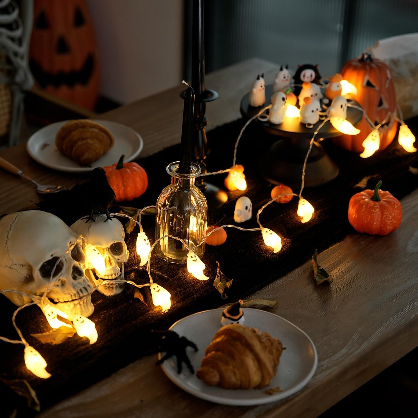 19.68 FT LED Ghost Light String -Halloween Funny Decoration Hanging Light 2 Lighting Modes 40LED Fit for Party Patio Indoor Outdoor Spooky Lights